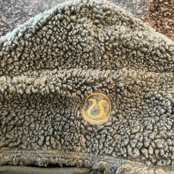 Lululemon Scuba Sherpa Fleece Green, Size 2, good condition - Picture 4 of 8